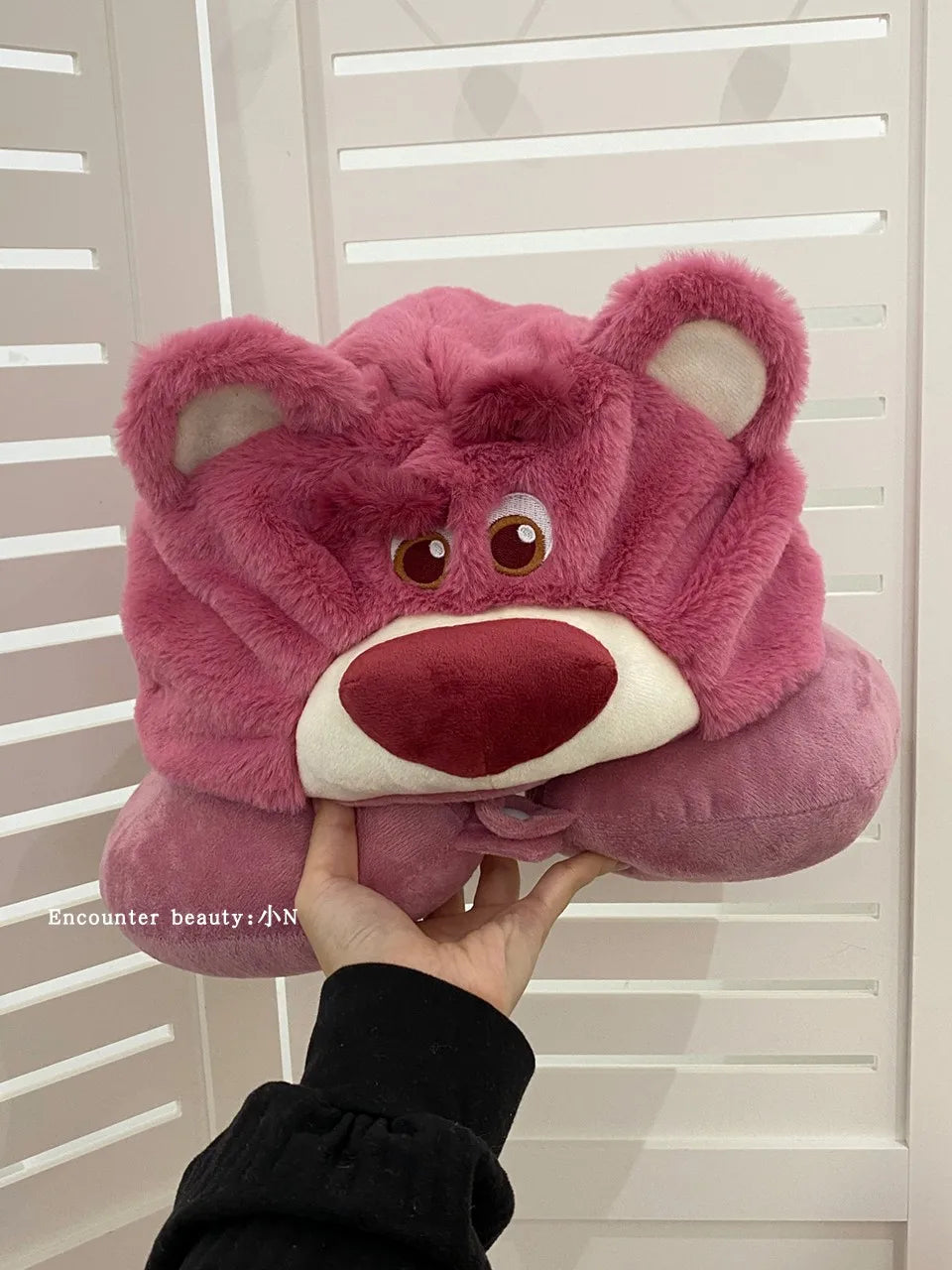 Lovely Lotso Travel Blackout Neck Pillow Strawberry Bear Kawaii Japanese Style Hooded U-shaped Neck Pillow Lolita Girl Gifts